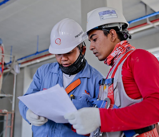 Vemi Logistics team at work